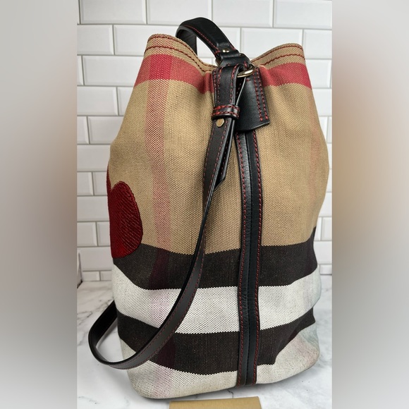Burberry Sequin Hearts Canvas Bucket Bag Limited Edition Hearts Multi Color - Picture 9 of 14